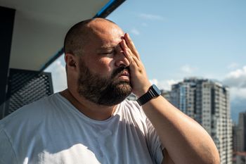 Urodziłeś się w miesiącach letnich? Badacze mają złe wieści