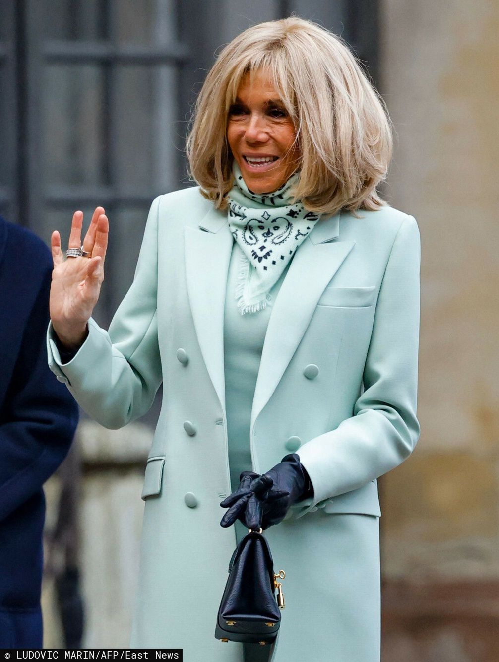 Emmanuel i Brigitte Macron brylują na spotkaniu z królem i królową Szwecji