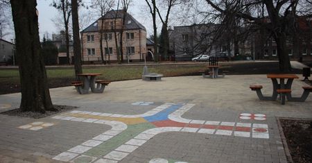 Ruda Śląska. Planty w Kochłowicach wypiękniały. Mieszkańcy mają nowe miejsce spotkań