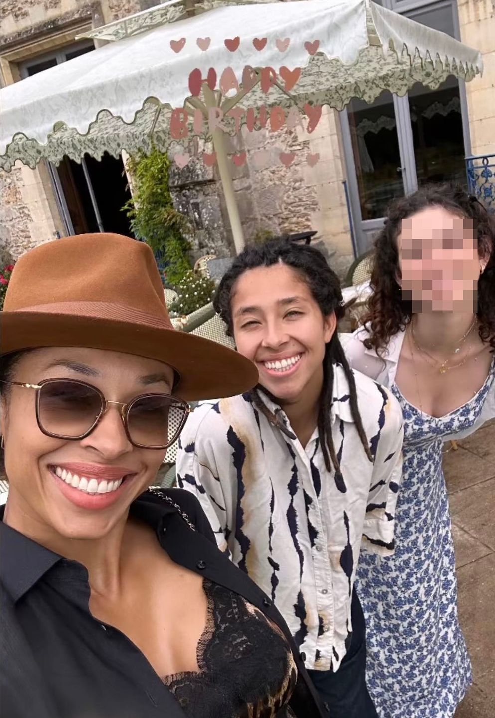 45. urodziny Omeny Mensah