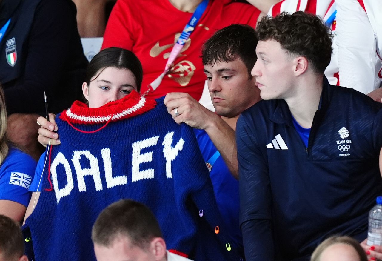 Tom Daley wydziergał sobie na drutach sweter 