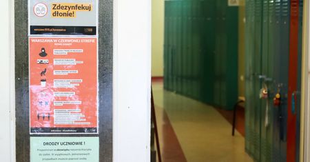 Powrót do szkół. Dyrektorzy organizują "bańki". "Nie wszystko jesteśmy w stanie zrobić"