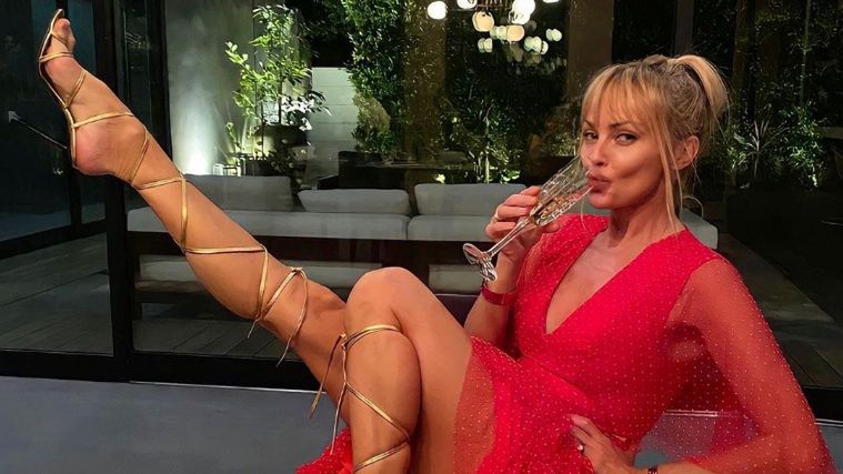 izabella scorupco