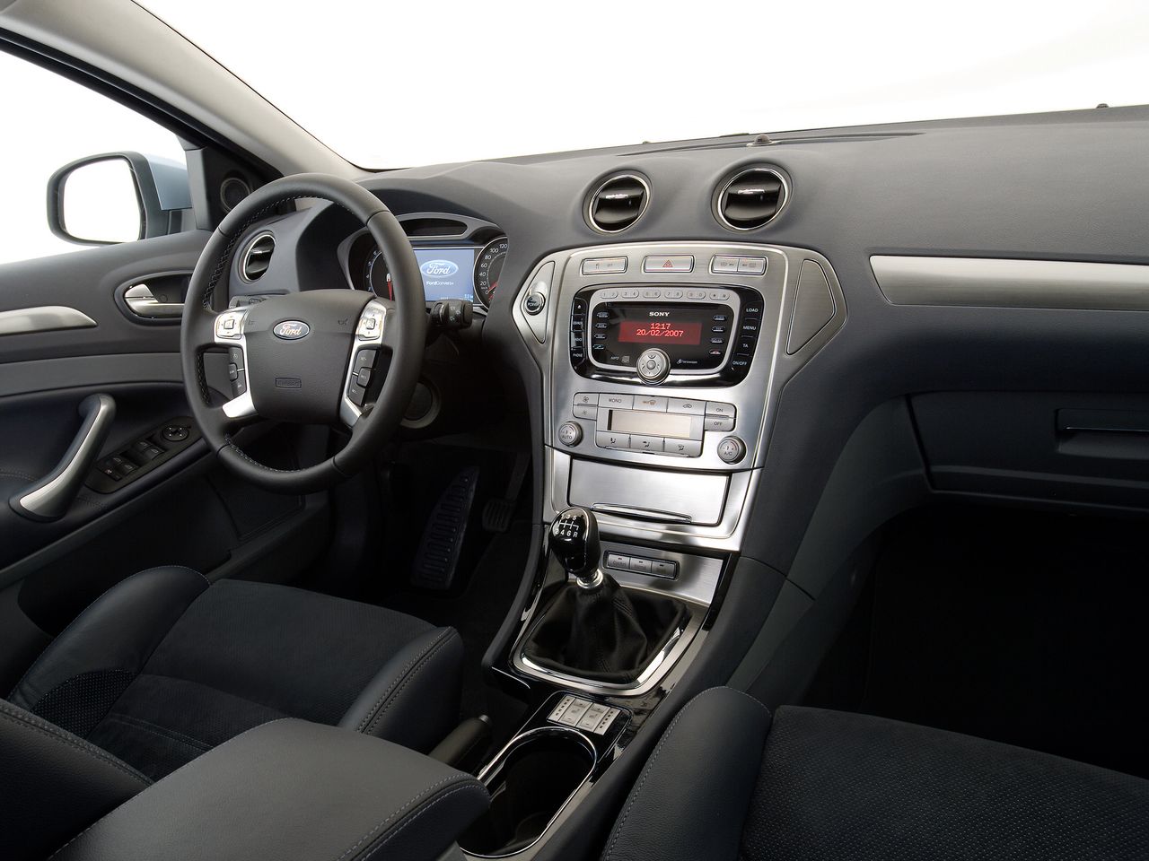 FORD Mondeo MkIV - Dane techniczne, opinie, informacje - WP Moto