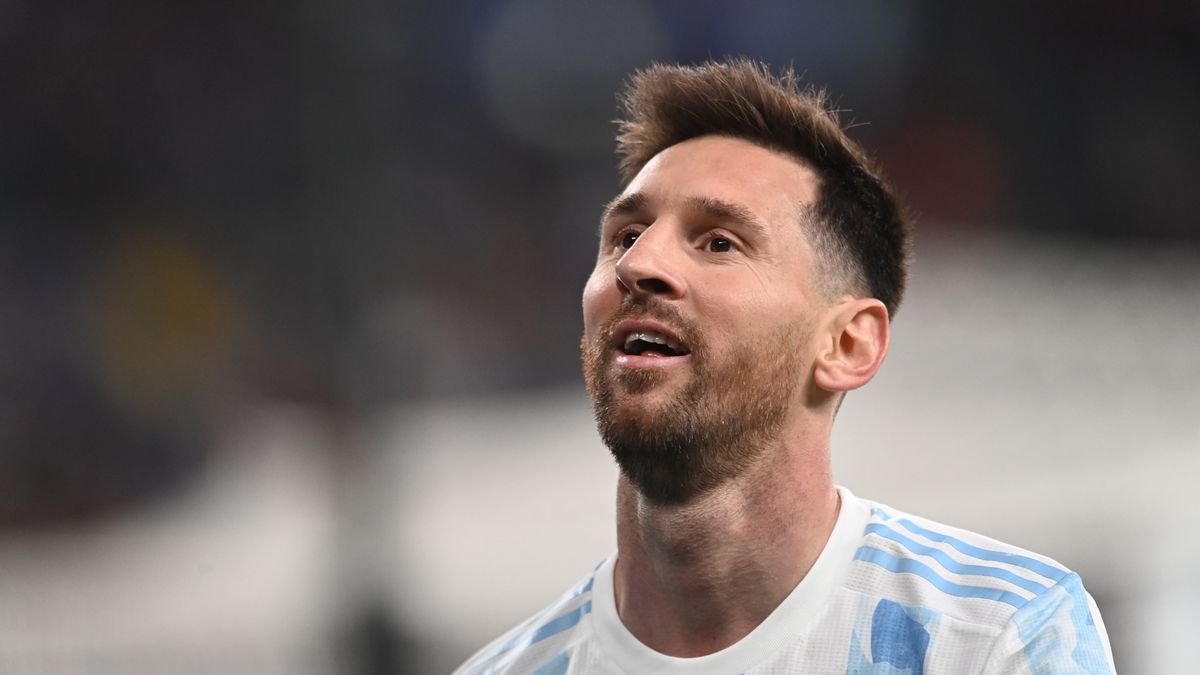 Lionel Messi of Argentina reacts during the Finalissima Conmebol - UEFA Cup of Champions soccer match between Italy and Argentina at Wembley in London, Britain, 01 June 2022. EPA/ANDY RAIN Dostawca: PAP/EPA.
