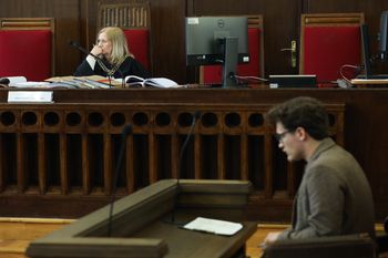 Zarząd dróg przelał oszustom 3,7 mln zł. Oskarżonym jest cudzoziemiec