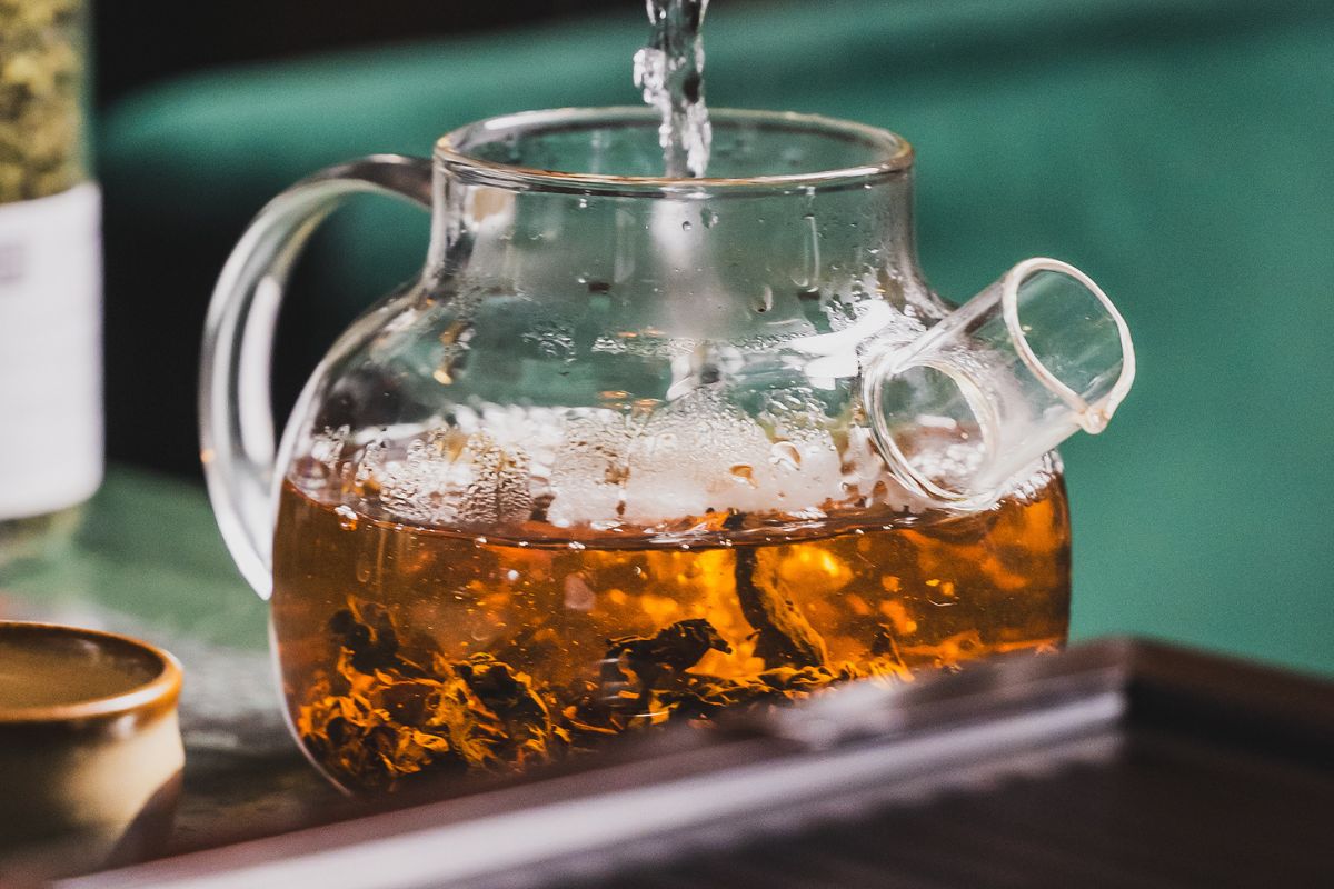 Mało kto przestrzega czasu parzenia. Po 5 minutach może zrobić się gorzka