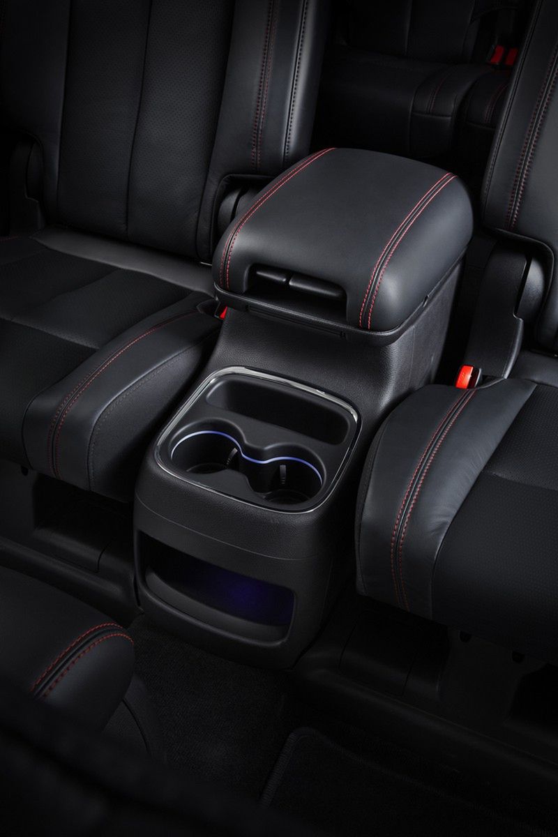 Odświeżony Dodge Durango w pełnej krasie [galeria] 86