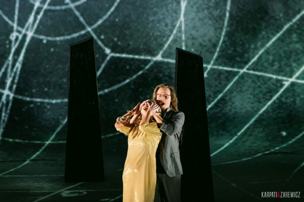 Anna Radziejewska (Venus) i Paweł Michalczuk (Adonis). "Venus and Adonis" w Polskiej Operze Królewskiej © Karpati &amp; Zarewicz, materiały Polskiej Opery Królewskiej