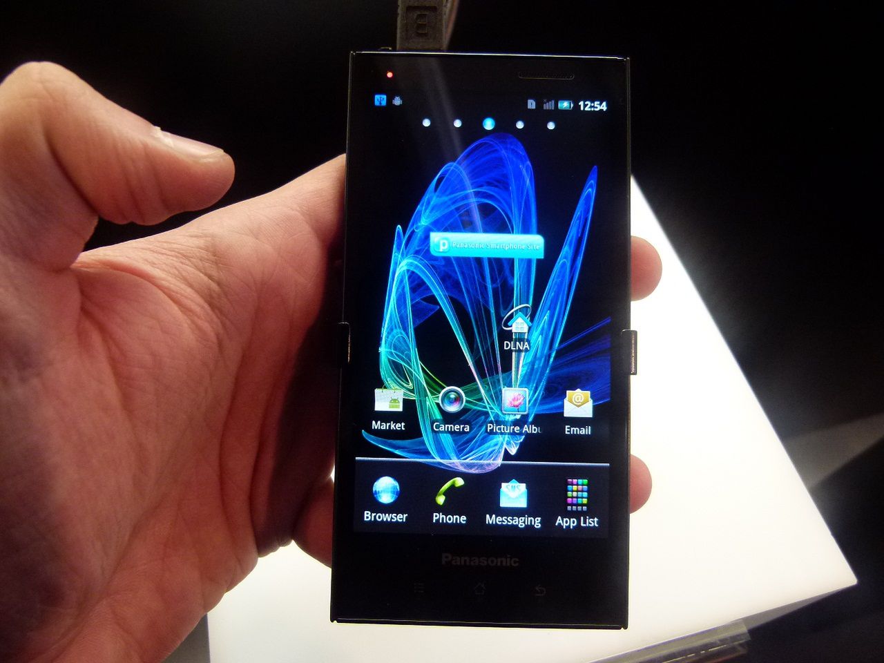 Panasonic Eluga - nasz hands-on [wideo] 4