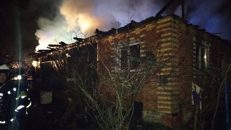 Pożar domu w Woskresensku