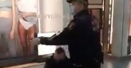 Brutalna interwencja straży miejskiej w Łodzi. Komendant się tłumaczy