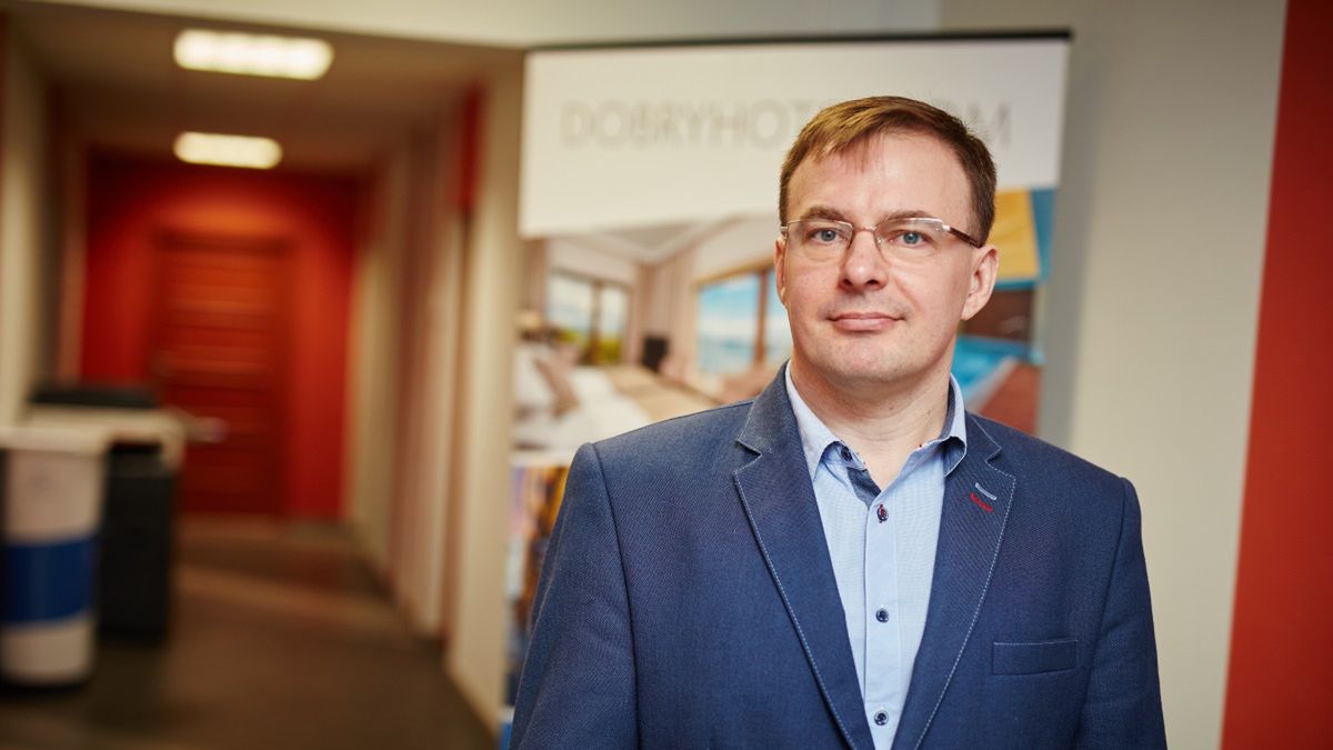 - Rozstaliśmy się z tymi, którzy pracowali najkrócej i mieli najkrótszy okres wypowiedzenia. To było około 30 osób - mówi o zwolnieniach w czasie kryzysu Leszek Mięczkowski.