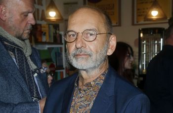 Znalazł się w finansowej pułapce. "Nie miałem za co pochować mamy"