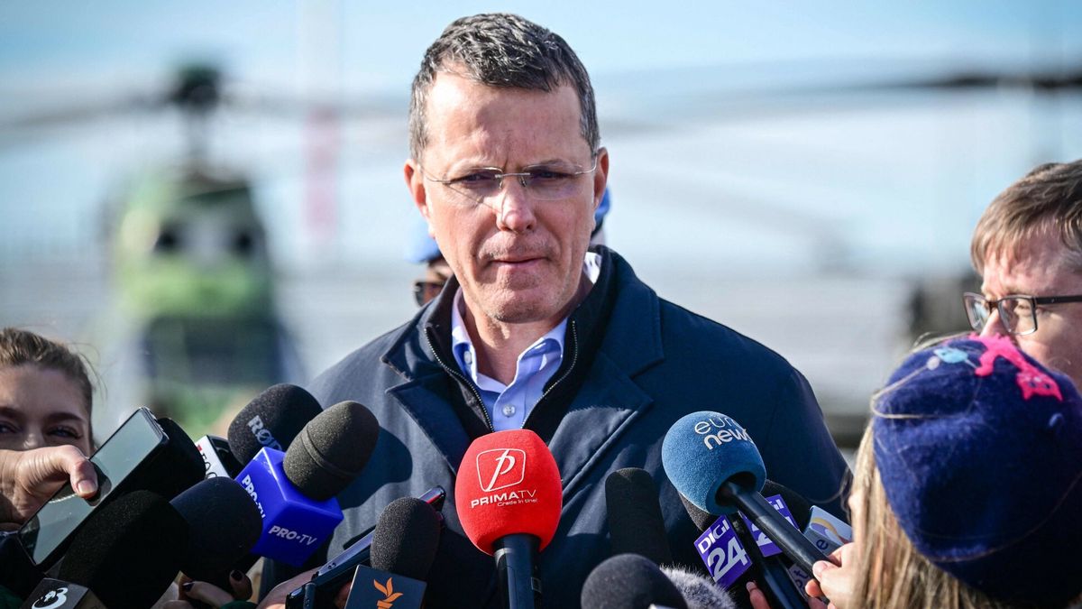 Minister obrony Rumunii podał się do dymisji