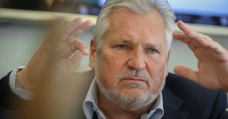 Spór o Turów. Kwaśniewski bez litości: Totalne fiasko