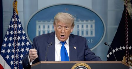 "Kończymy wszelkie dyskusje". Trump zrywa negocjacje handlowe z Kanadą