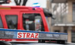 Kłęby dymu pod Warszawą. Zapalił się zbiornik z paliwem