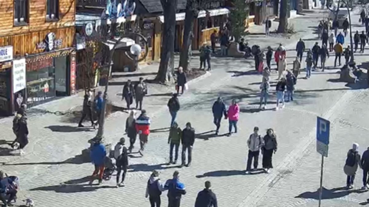 Ujęcie z Krupówek.