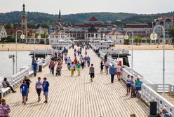 Brytyjczycy zachwyceni: Sopot jak Saint-Tropez. "Taki sam blichtr i splendor"