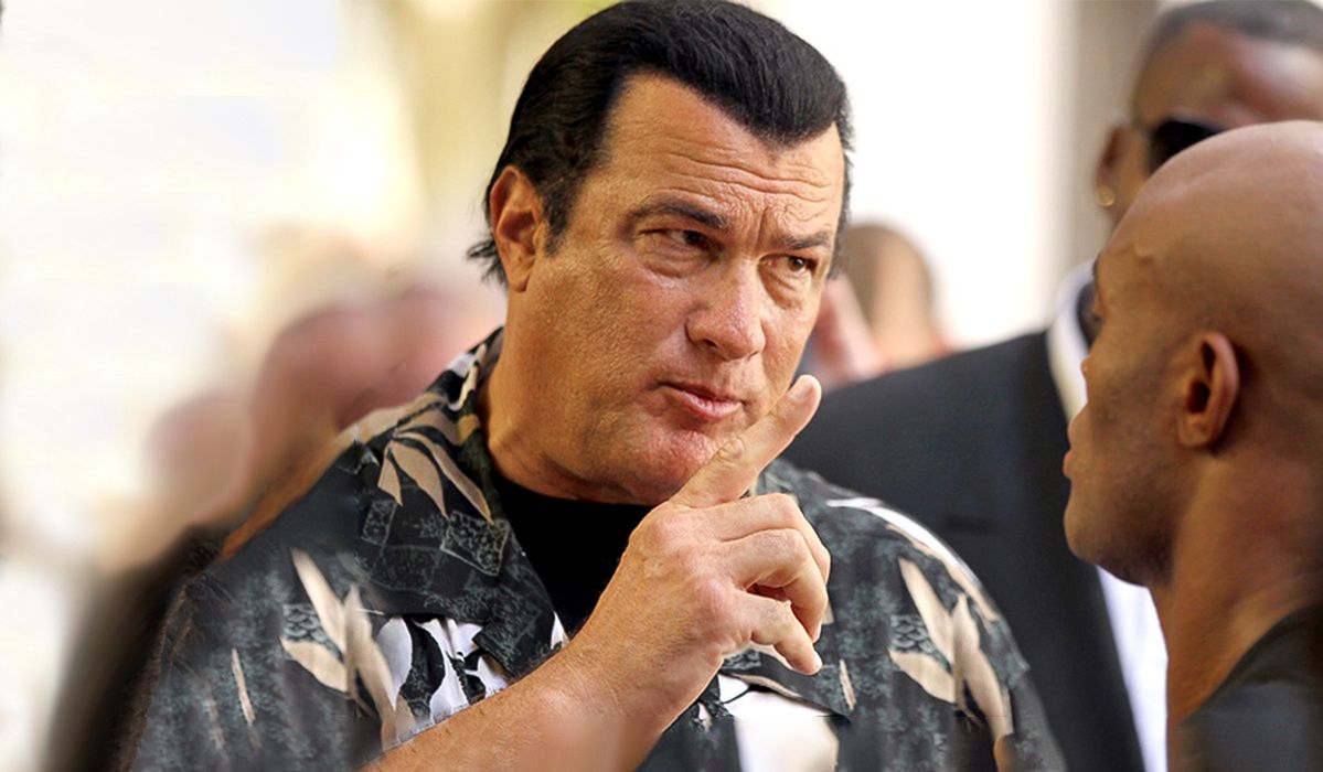 Stevan Seagal is wagging his finger