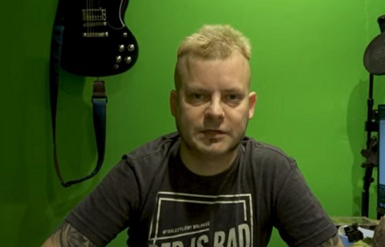 W telewizji wPolsce24 program youtubera. Wcześniej współpracował z Republiką