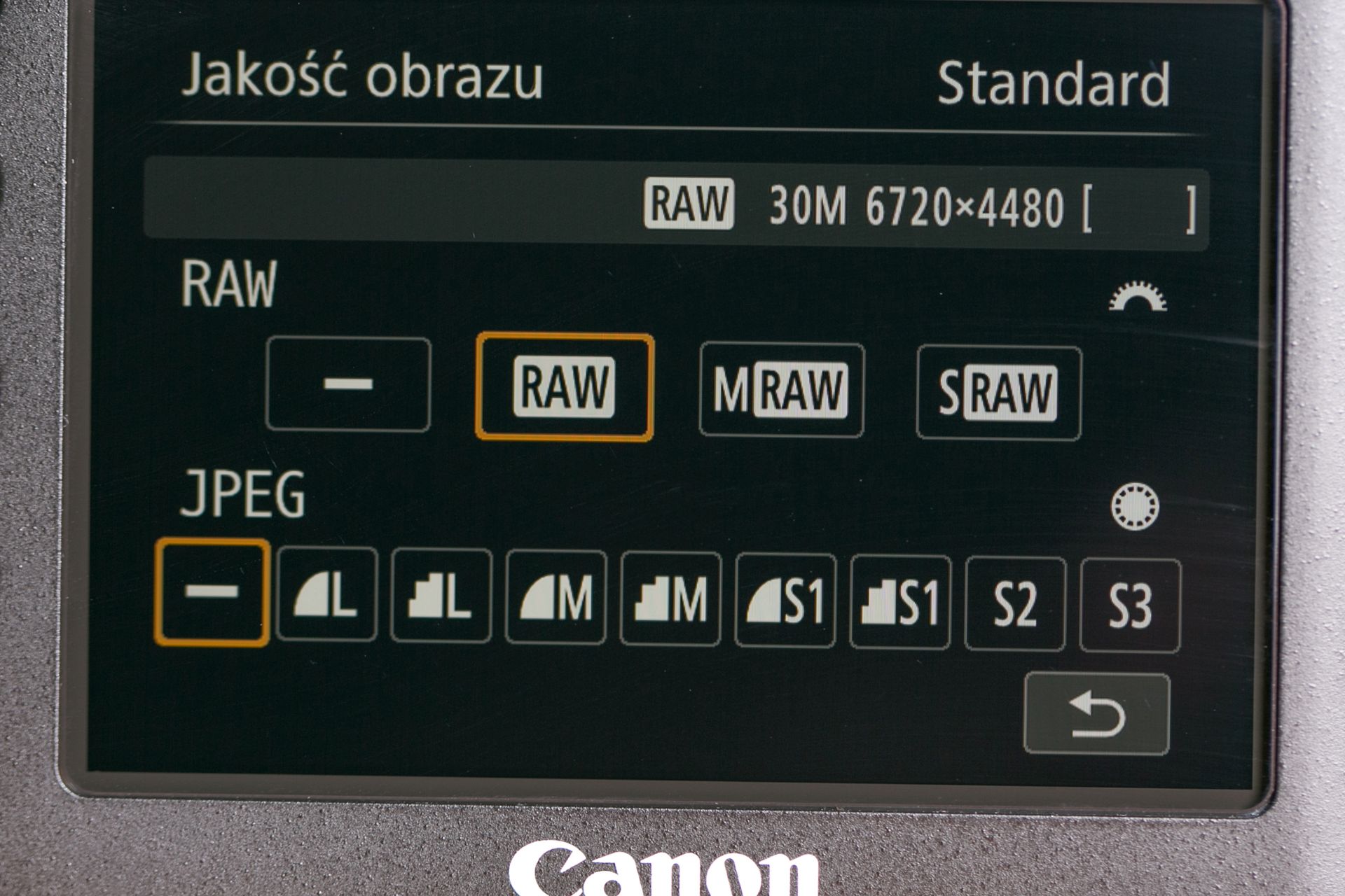 Canon EOS 5D Mark IV - test lustrzanki dla profesjonalistów 23