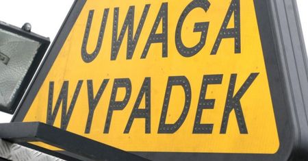 Wypadek na DK75 w Łososinie Dolnej. Zderzyła się ciężarówka z osobówką