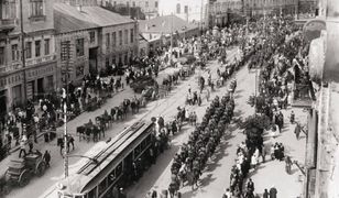 Парад перемоги поляків та українців на Хрещатику: як це було 9 травня 1920