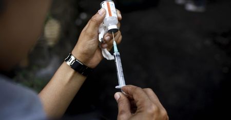 Tak wygląda leczenie HIV w Polsce. "U nas ludzie na AIDS umierają"