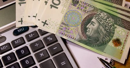 Pieniądze za niewykorzystany urlop. Komu przysługują? Sprawdź, czy je dostaniesz