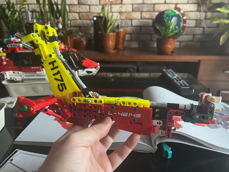 Airbus H175 z klocków LEGO