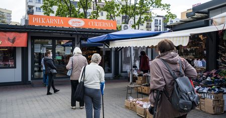 Wiek emerytalny do zmiany. Chcą tego przyszli emeryci. Co na to politycy?