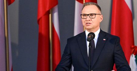 Duda znów poparł Nawrockiego. "To nie jest tajemnica"