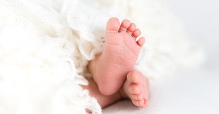 Sesja noworodkowa – jak wygląda i czy warto się na nią zdecydować?