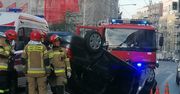 Wrocław. Wypadek na Jedności Narodowej. Skoda dachowała