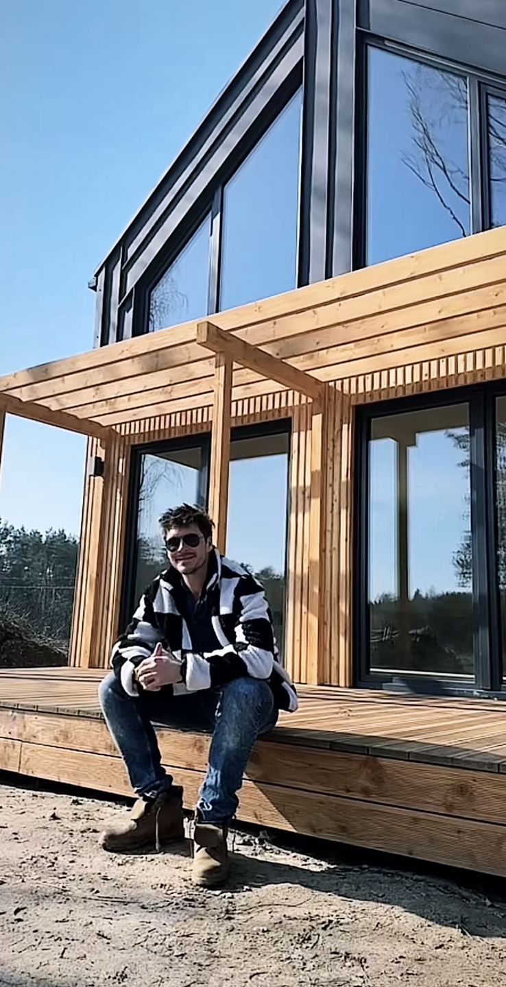 Mikołaj Roznerski pochwalił się zdjęciami domu