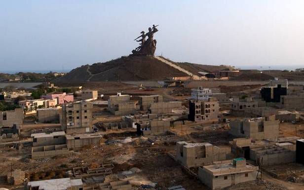Największe pomniki świata. Korea Północna, Afryka i Mongolia zawstydzają Statuę Wolności 12