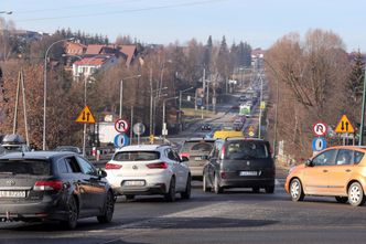 Do Polski wjeżdżają coraz starsze pojazdy. Oto najnowsze dane
