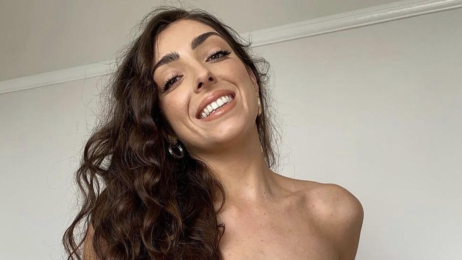 Promuje selflove. Ma jeden sposób