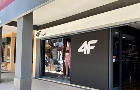 4F z pierwszym monobrandowym sklepem w Portugalii