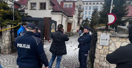 Wyjął słoik z cieczą i się podpalił. Dramat w Krakowie, są nowe informacje