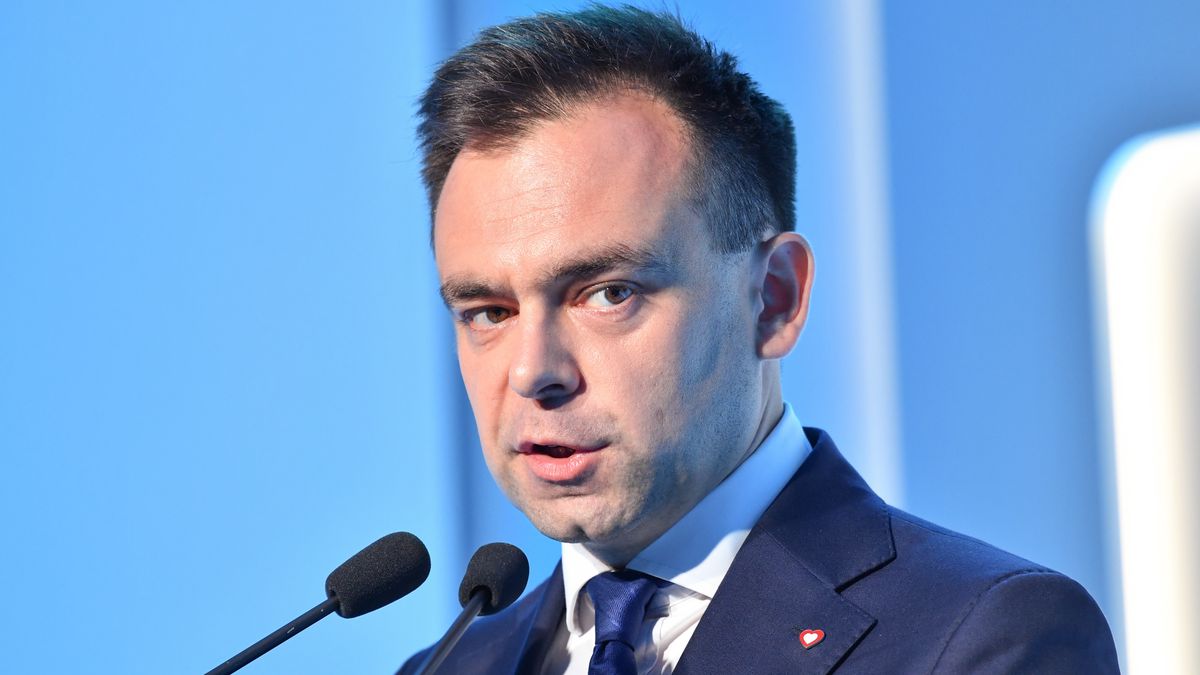  Minister finansów Andrzej Domański 