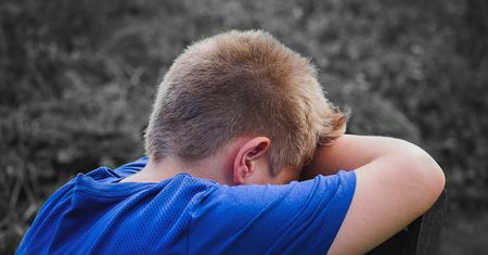 10-letni Przemek ma dług 30 tys. zł i komornika. Skandaliczna sprawa