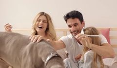 Kazar przekonuje, że kobiety i mężczyźni „Zasługują na to, co najlepsze... Zawsze!"