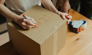 Paczki mogą nie dotrzeć na czas. Gołoledź paraliżuje pracę kurierów