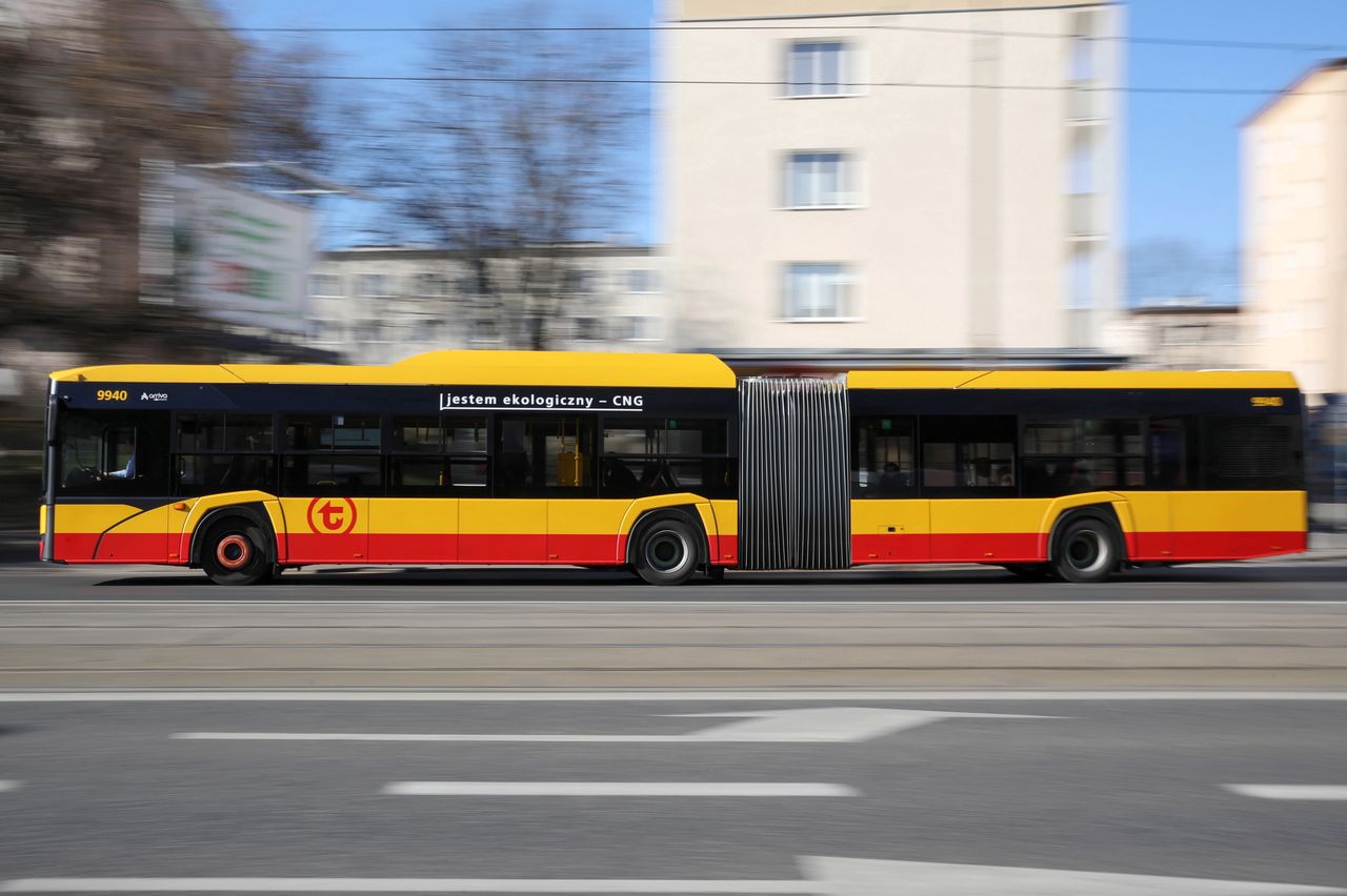 Odmrażanie gospodarki. Warszawa. Komunikacja Miejska na nowych zasadach