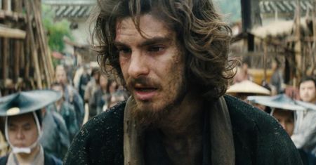 Andrew Garfield stosował celibat i głodówki. Tak przygotowywał się do roli jezuity