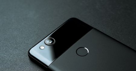 Taki będzie Google Pixel 3 XL? Nowy smartfon to kolejny naśladowca iPhone'a X