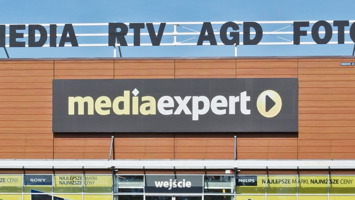 Ekspres do kawy za 225 zł w Media Expert.